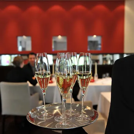 Mittermeier, Hotellerie & Restaurant فندق روتنبورغ أوب در تاوبر